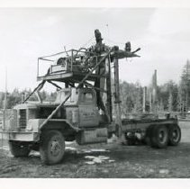 unk - Roy Saunders Hauling - Clayoquot Sound - 2020002027a - jpg75 - 001