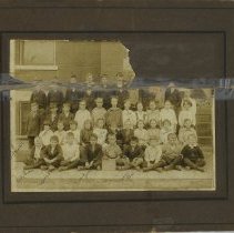 Fourth grade GCES class photo