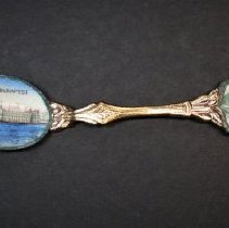 Souvenir spoon