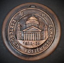 Ceramic medallion- Esztergom Foszekesegyhaz
