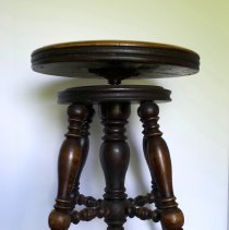 Adjustable-height Stool