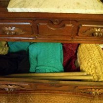 Victorian Dresser with Mirror (five drawers, marble inset)