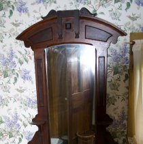 Victorian Dresser (with mirror and 4 drawers, 3 marble tops)