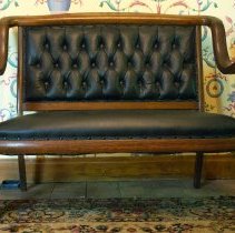 Bench (with upholstered seat and back)