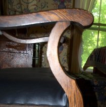 Bench (with upholstered seat and back)