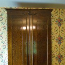 Wardrobe (with 2 cabinets and 2 drawers)