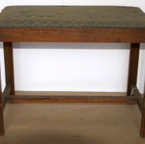 Bench (with upholstered top)
