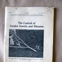 Bulletin (Control of Garden Insects and Diseases)