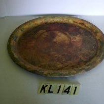 Tray (with floral design)