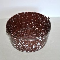 Strainer Pot (with loop handle)