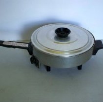 Alcamatic Automatic Electric Skillet (with lid)