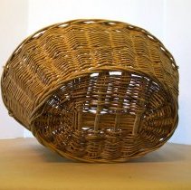 Basket (oval, with handles)