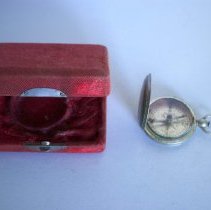 Usanite Pocket Compass