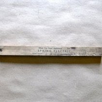 Yardstick (tri-fold)