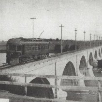 Ohio Electric Trolley and the Waterville Interurban Bridge