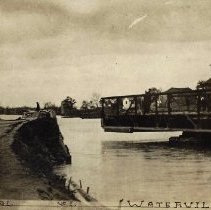 Turn Bridge on Miami & Erie Canal