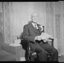 Elderly man with telegram