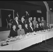 Fourteen people at banquet