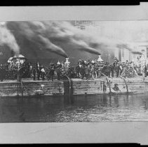 Steam pumper fire engine trial, Water Street, Haverhill, 1907