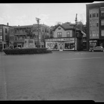 Lafayette Square and statue, Haverhill, 1961