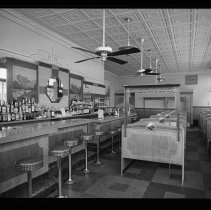 Alps Cafe, Coombs Building, Washington Square, Haverhill, 1939