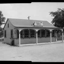 R. H. Sawyer's Ice Cream stand, Salem Street, Bradford, Haverhill