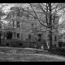 Osman S. Currier House, Arlington Street, Haverhill