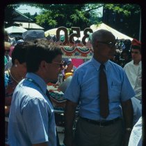 Haverhill 350th Anniversary, Gerry and Lyn Kiernan, cake, 1990