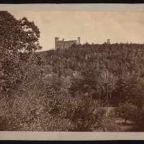 Winnekenni Castle, Haverhill