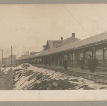 Haverhill Station, one set of tracks over Washington Street, ca . 1907-08