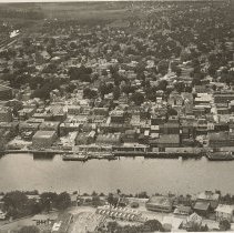 Half of sea wall construction job; Haverhill Bridge to Grant's Store, 1937