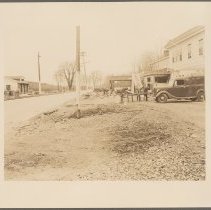 Bradley Avenue at Riverside Tavern looking west, 1936