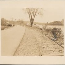 Bradley Avenue at Riverside Tavern looking east, 1936