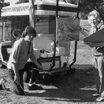 Harriet Middleton and her Rossmoor 'Art Cart'