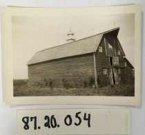 87.20.054 photograph
