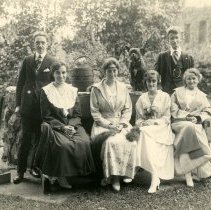 Roger Hoeft and Roycrofters at the campus well.