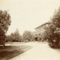 Residence of H. Robertson, Q. C., 1895
