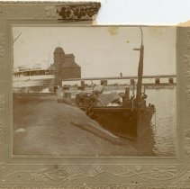 Collingwood Elevator and passenger ship Majestic