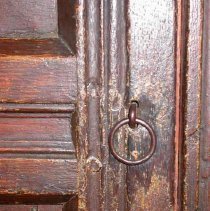 Pull handle and lock