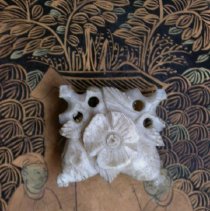 Lid, close-up handle