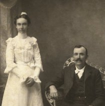 Uncle Jake & Aunt Clara Dinwiddie Bieri