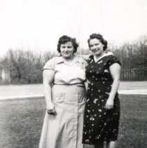 Zeffie and Effie LaTurner