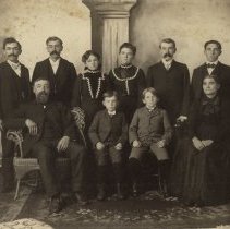 E. J. and Anna (Sprunger) Liechty family