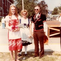 Delbert & Irene Sprunger w/ 1982 Swiss Days Queen