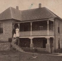 Joel, Susan and Velma Klopfenstein home