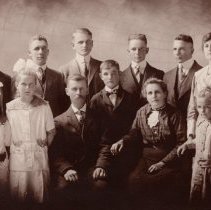 Flueckiger Family of Berne, Indiana