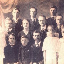 Emil & Caroline (Lehman) Flueckiger Family