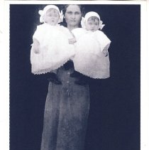 Nettie, Darrell & June Stuckey