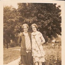 Portrait of Arveda and Leona Wulliman