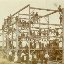 Barn raising at Robert Skene's